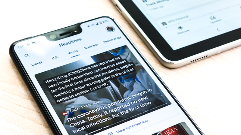 前线速递栏目内容配图，展示新闻快讯、深度报道和体育评论的排版样式
